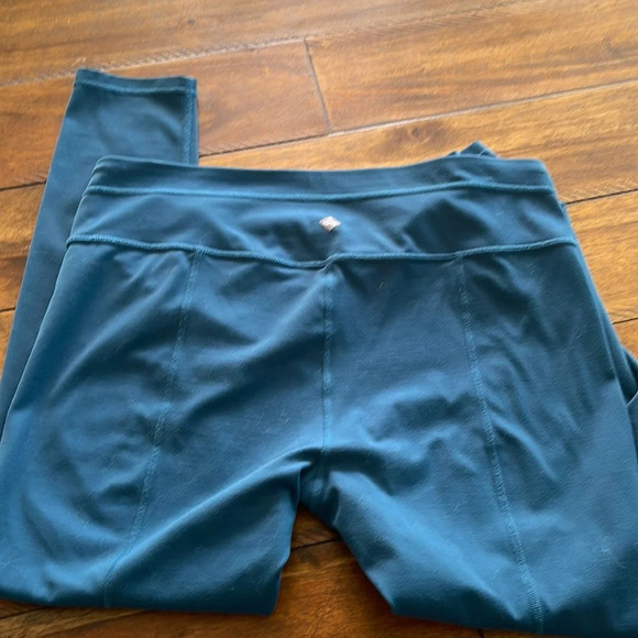 prAna Momento Capri Leggings Women's Size XL Leggings Patrol Blue Athletic - Picture 1 of 10